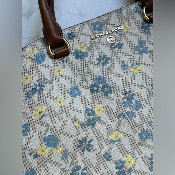 Michael Kors Cindy Vanilla Dome Satchel Purse Floral Print Blue Yellow Leather - Picture 16 of 17
